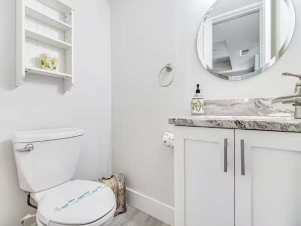 Longboat Key Two Bedroom Canal Front Townhome Screened Porch