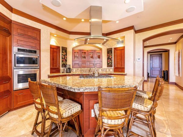 Wailea Oceanfront Vacation Rental with Pool