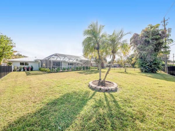 Golf Course View Sarasota Vacation Home with Private Pool
