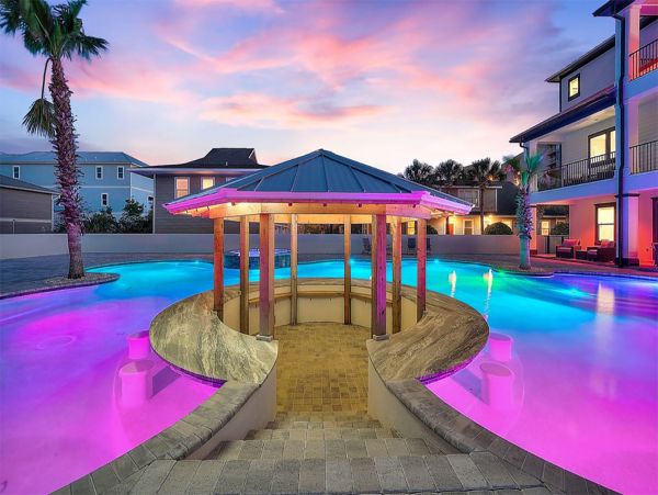 Miramar Beach Luxury Vacation Villa Sleeps 25 Guests