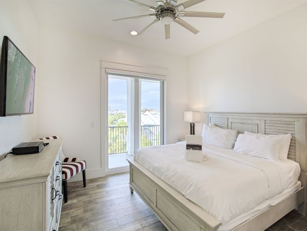 Miramar Beach Luxury Vacation Villa Sleeps 25 Guests