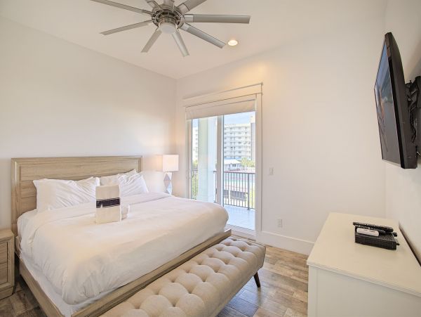 Miramar Beach Luxury Vacation Villa Sleeps 25 Guests
