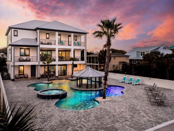 Miramar Beach Luxury Vacation Villa Sleeps 25 Guests