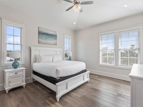Santa Rosa Beach Luxury Nine Bedroom Home with Pool & Spa
