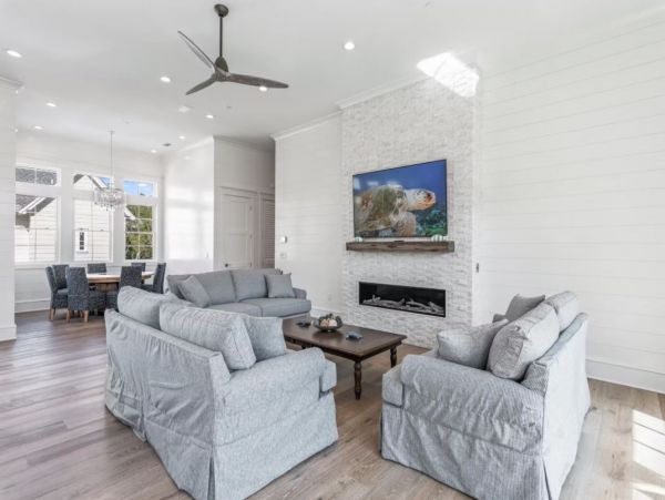 Santa Rosa Beach Luxury Nine Bedroom Home with Pool & Spa