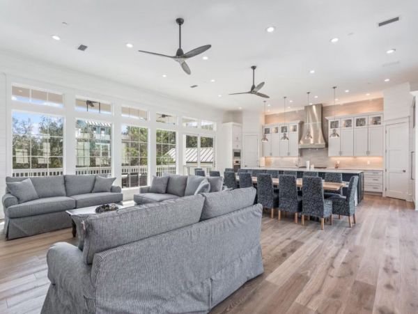 Santa Rosa Beach Luxury Nine Bedroom Home with Pool & Spa