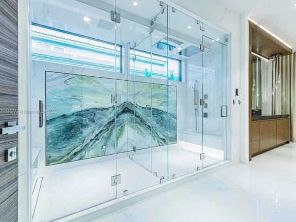Fabulous Canal Front Seven Bedroom Mansion