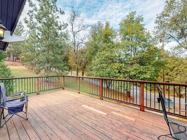 Groveland Rustic 4 Bedroom Cabin Stunning Views