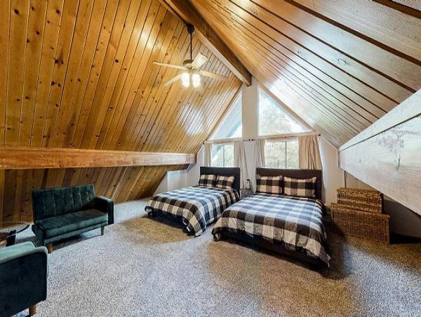 Groveland Rustic 4 Bedroom Cabin Stunning Views
