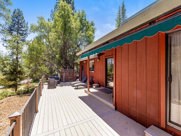 Groveland Four Bedroom Home Mountain Views