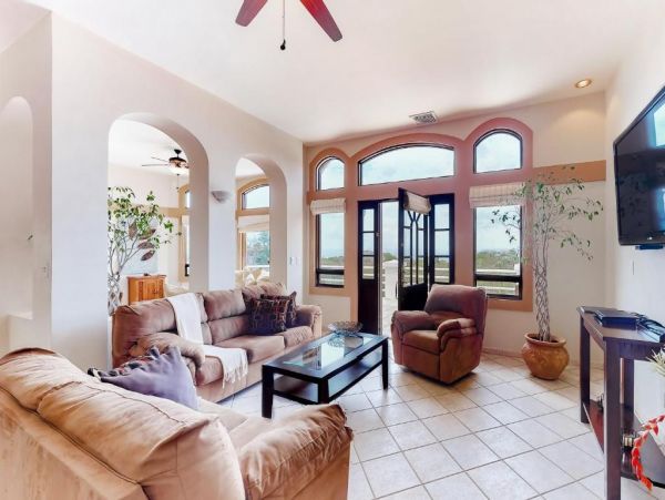 Guanacaste 5 Bedroom Home with Private Pool & Spa