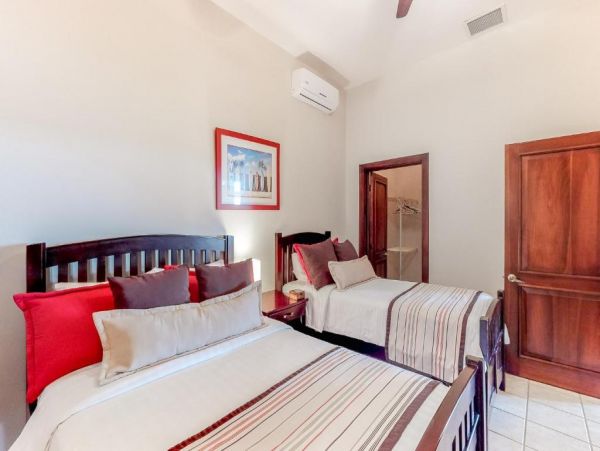 Guanacaste 5 Bedroom Home with Private Pool & Spa