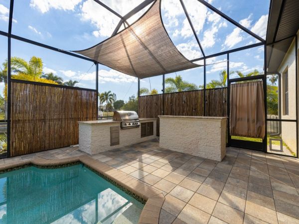 Cape Coral Vacation Pool Home Four Bedroom