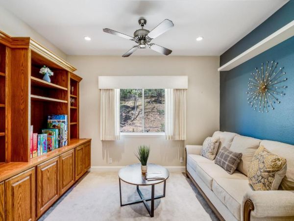 Four Bedroom Home with Pool Table & Home Theater