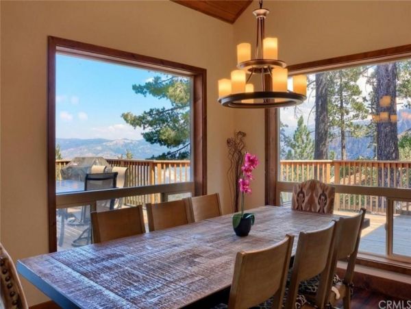 Yosemite Breathtaking Views Three Bedroon Home