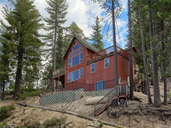Yosemite Breathtaking Views Three Bedroon Home