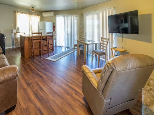 Bass Lake View Three Bedroom Vacation Home