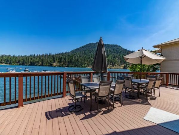 Bass Lake View Three Bedroom Vacation Home
