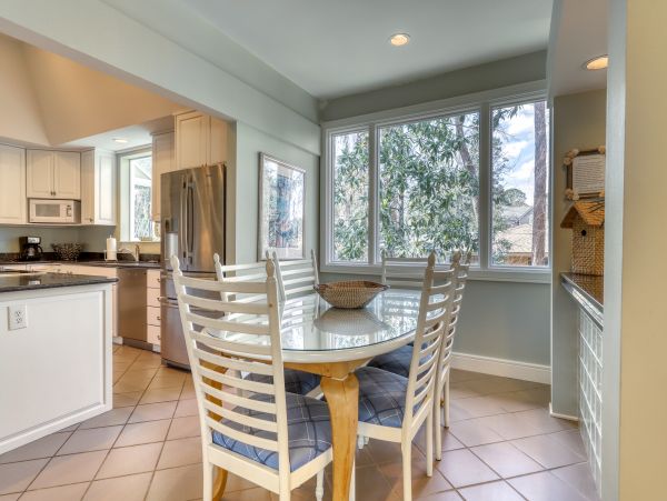 Lovely 5 Bedroom Vacation Home in Hilton Head Close to Beach