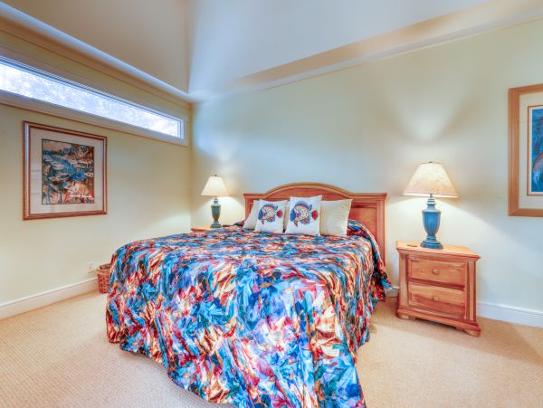 Lovely 5 Bedroom Vacation Home in Hilton Head Close to Beach