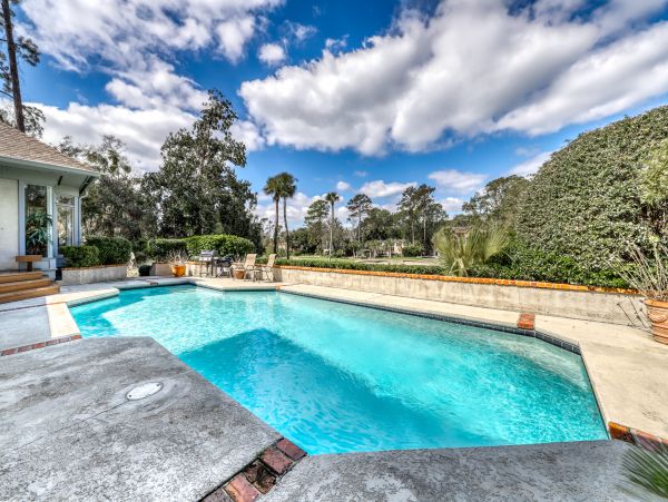 Lovely 5 Bedroom Vacation Home in Hilton Head Close to Beach
