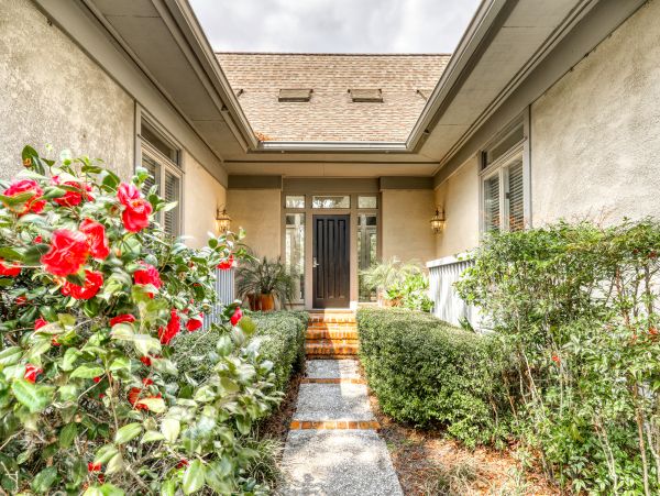 Lovely 5 Bedroom Vacation Home in Hilton Head Close to Beach