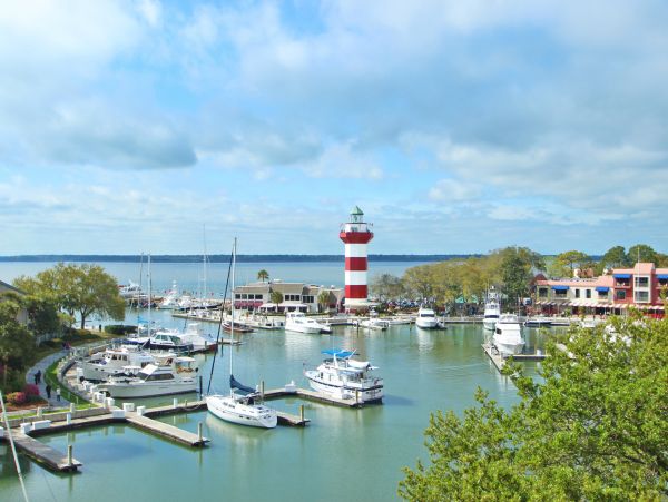 Lovely 5 Bedroom Vacation Home in Hilton Head Close to Beach