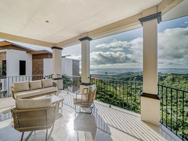 Stunning Costa Rica Vacation Villa with Infinity Pool