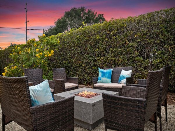 Santa Barbara Gorgeous 2 Bedroom Vacation Home Walk To Beach