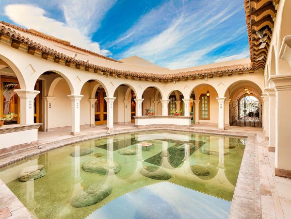 Luxury Palm Spring Vacation Pool Estate Eleven Bedrooms