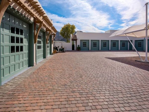 Luxury Palm Spring Vacation Pool Estate Eleven Bedrooms