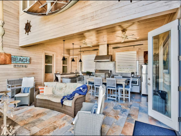 Mirimar Beach Estate Main House Guest House