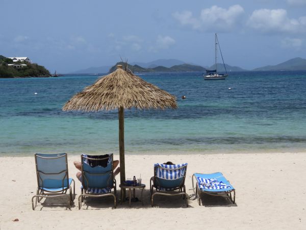 St. Thomas Vacation Condo Three Bedrooms Walk To Beach