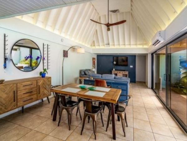 St. Thomas Vacation Condo Three Bedrooms Walk To Beach