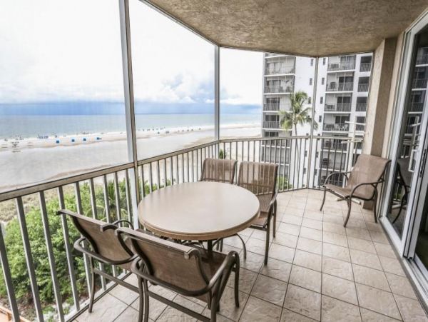 Fort Myers Beach Gulffront Condo