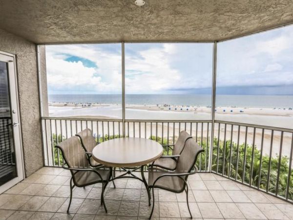 Fort Myers Beach Gulffront Condo
