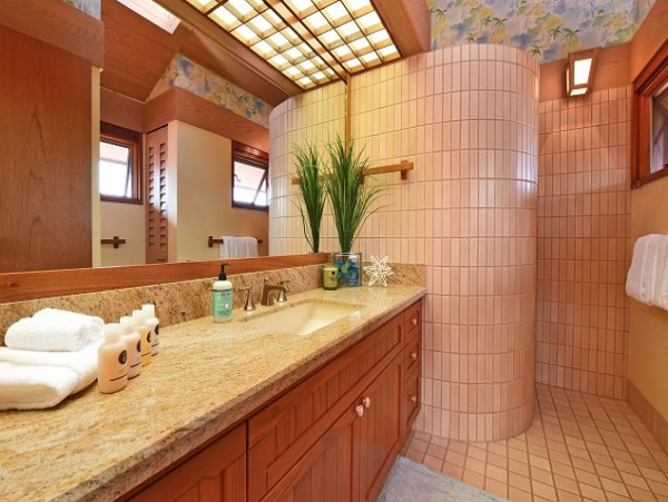 Beautiful Condo with Majestic Views of Molokini & Polo Beach