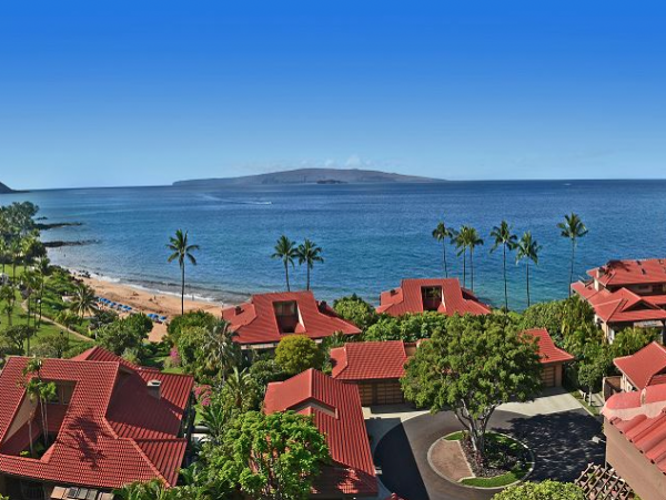 Beautiful Condo with Majestic Views of Molokini & Polo Beach