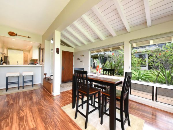 Ocean Views Kapalua Vacation Condo One Bedroom Sleeps Four