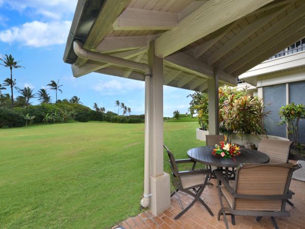 Ocean Views Kapalua Vacation Condo One Bedroom Sleeps Four