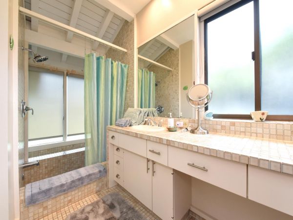 Ocean Views Kapalua Vacation Condo One Bedroom Sleeps Four