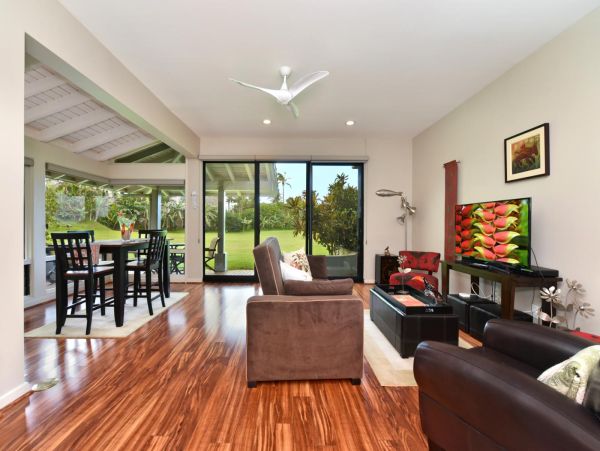 Ocean Views Kapalua Vacation Condo One Bedroom Sleeps Four