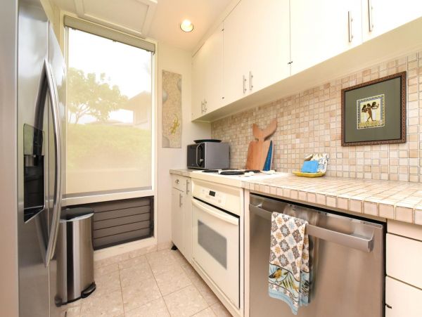 Ocean Views Kapalua Vacation Condo One Bedroom Sleeps Four