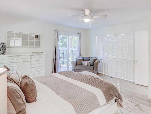 Charming Vacation Home with 4 Bedrooms & Pool