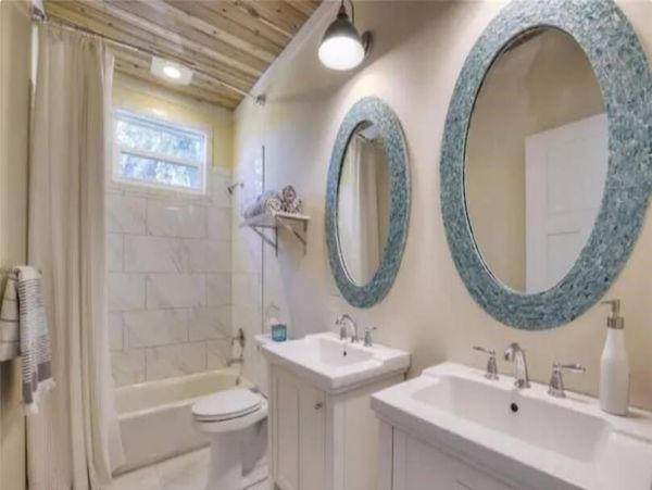 Sanibel Beautiful Three Bedroom Rental Home Sleeps 8 Guests