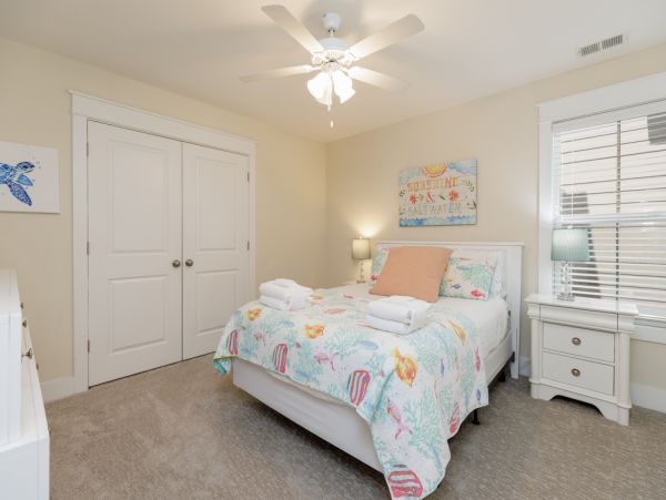Hilton Head Lakefront Four Bedroom Vacation Rental