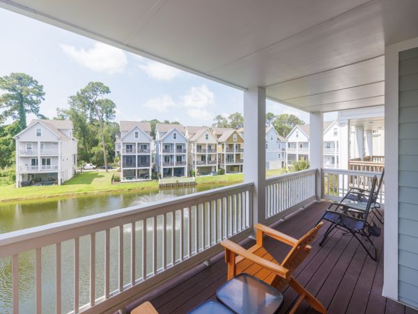 Hilton Head Lakefront Four Bedroom Vacation Rental