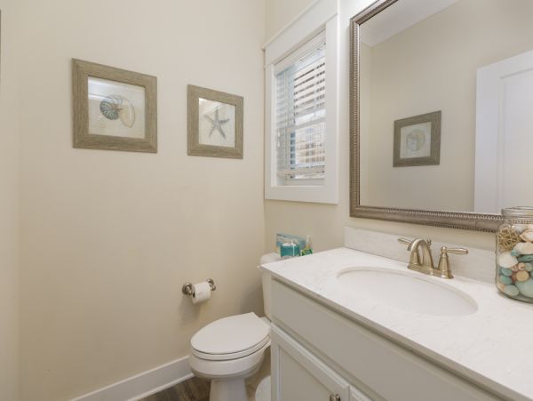 Hilton Head Lakefront Four Bedroom Vacation Rental