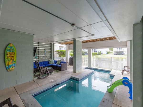 Hilton Head Lakefront Four Bedroom Vacation Rental