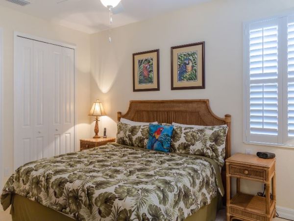 Cape Coral Vacation Pool Home Four Bedrooms Sleeps 8 Guests